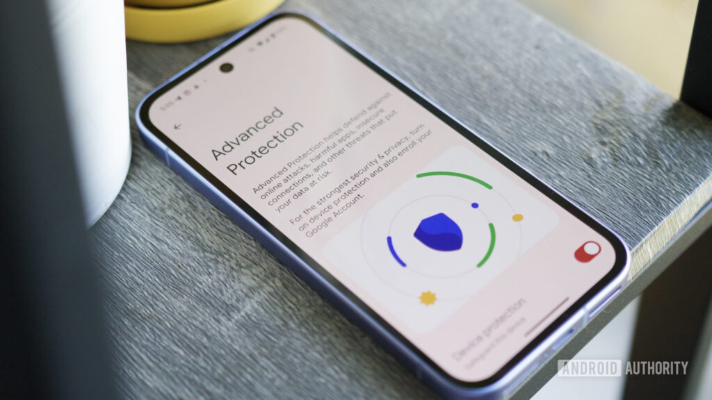 Android is dunking on iPhone at scam protection Android is dunking on iPhone at scam protection