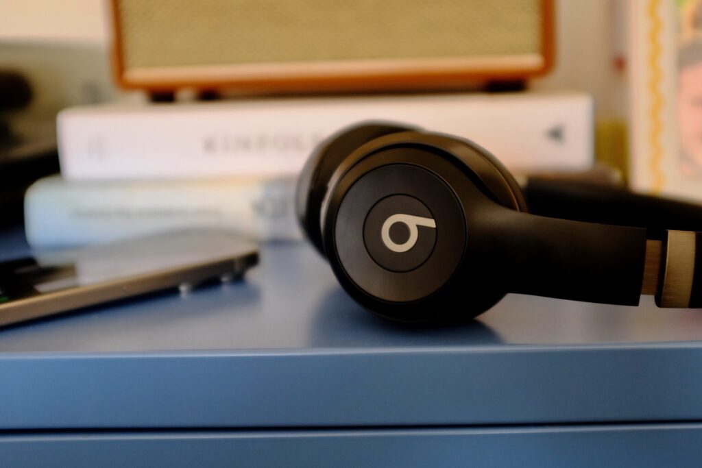 Apple’s budget Beats Solo 4 headphones are now off Apple’s budget Beats Solo 4 headphones are now off