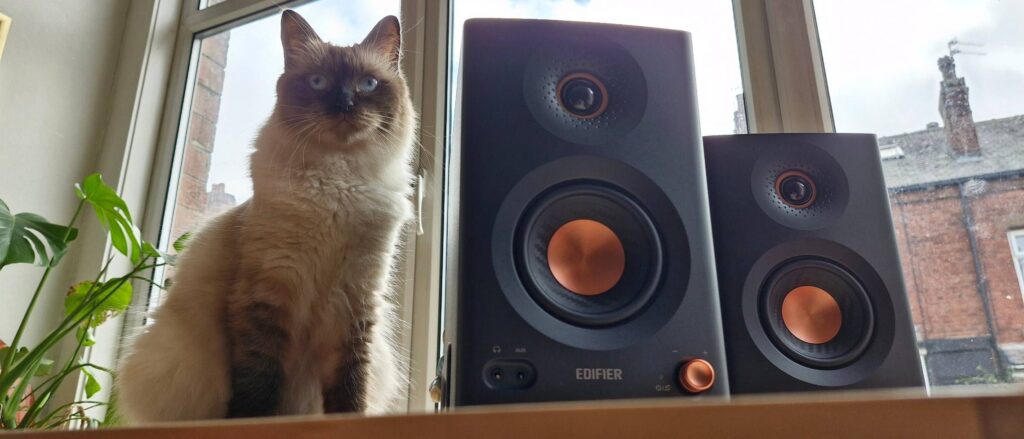 Edifier MR5 review: jam-packed active monitors that defy their size Edifier MR5 review: jam-packed active monitors that defy their size