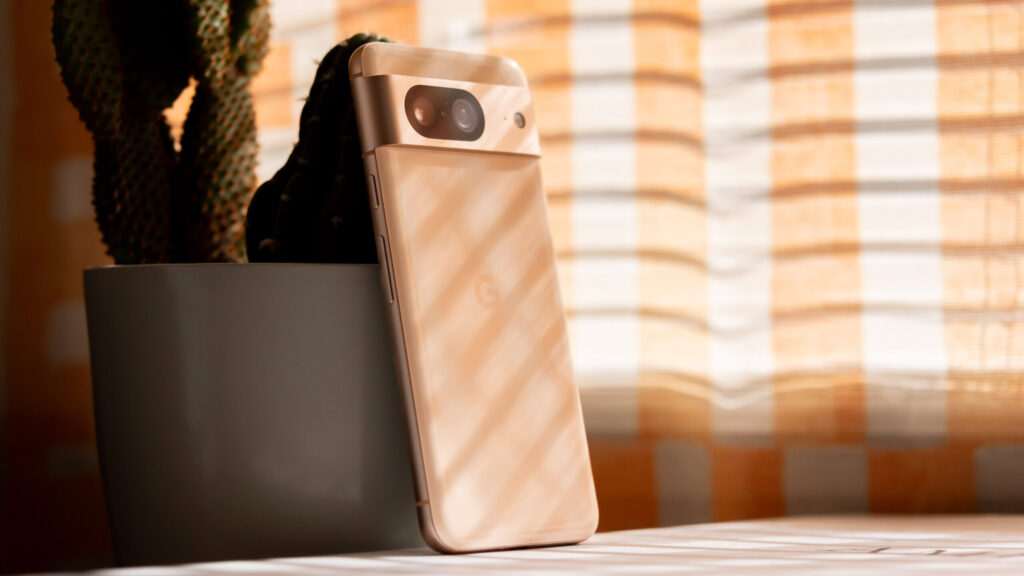 Google now sells refurbished Pixel 8 phones starting at 9