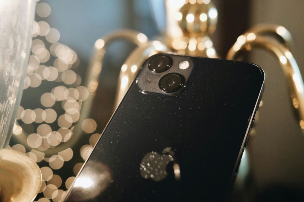 Hidden Apple Hacks for Effortless Holidays Hidden Apple Hacks for Effortless Holidays