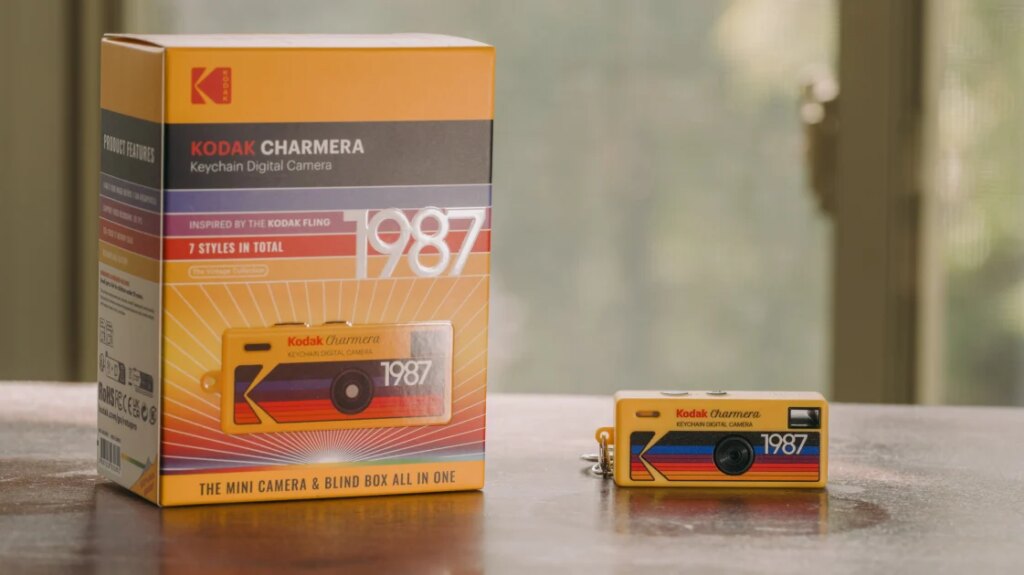I Tried the Viral Kodak Charmera. It’s Like Shooting With a Disposable Camera From the ’80s, But Tiny I Tried the Viral Kodak Charmera. It’s Like Shooting With a Disposable Camera From the ’80s, But Tiny