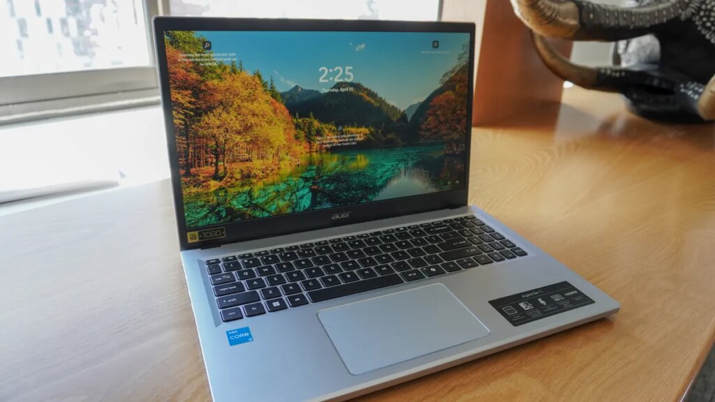 I found a cheap Windows laptop that I’d actually use for work travel – and it’s on sale I found a cheap Windows laptop that I’d actually use for work travel – and it’s on sale