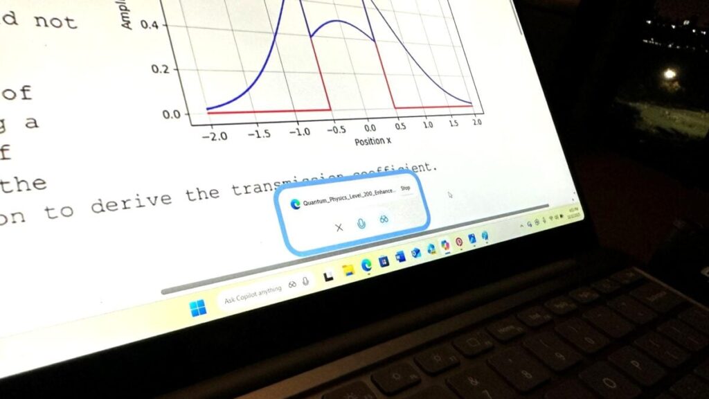 Microsoft Desperately Wants Users To Talk to Their Windows PCs Microsoft Desperately Wants Users To Talk to Their Windows PCs