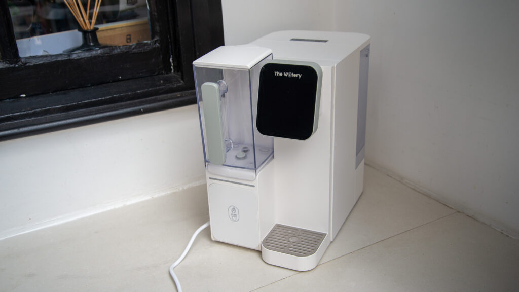 Milky Plant The Watery Review Milky Plant The Watery Review