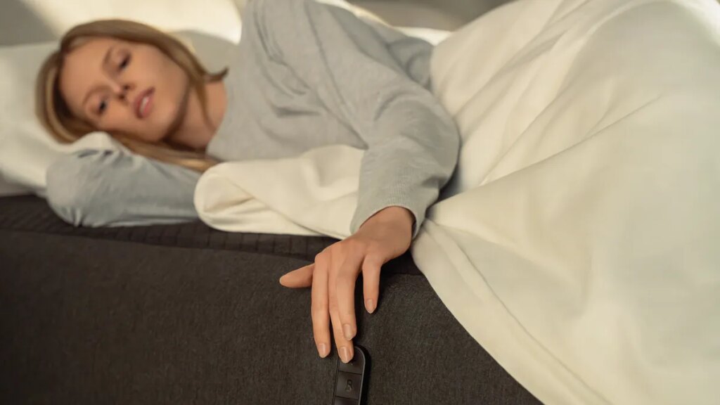 Owners of Luxury Smart Beds Literally Lost Sleep Due to AWS Outage Owners of Luxury Smart Beds Literally Lost Sleep Due to AWS Outage