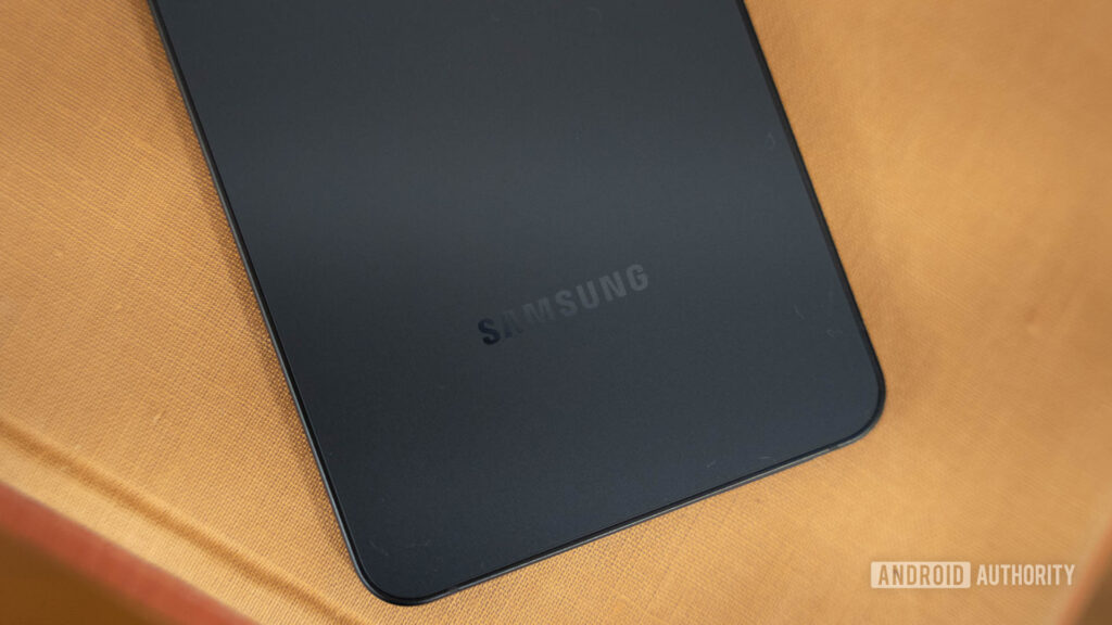 The Galaxy S26 Edge proves Samsung has an identity crisis The Galaxy S26 Edge proves Samsung has an identity crisis