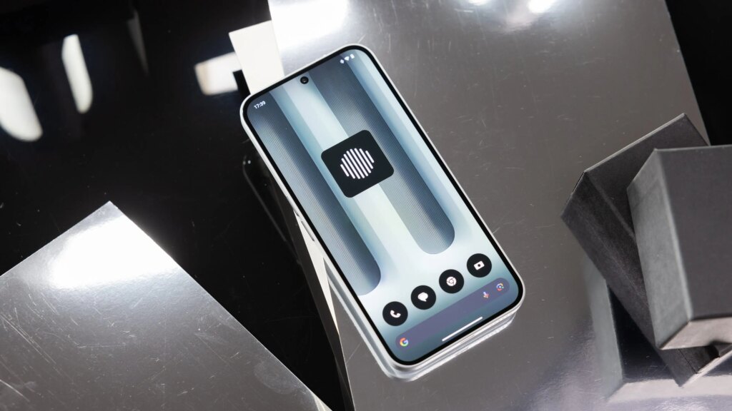 This Controversial Change in Nothing Phones Has Users Upset This Controversial Change in Nothing Phones Has Users Upset