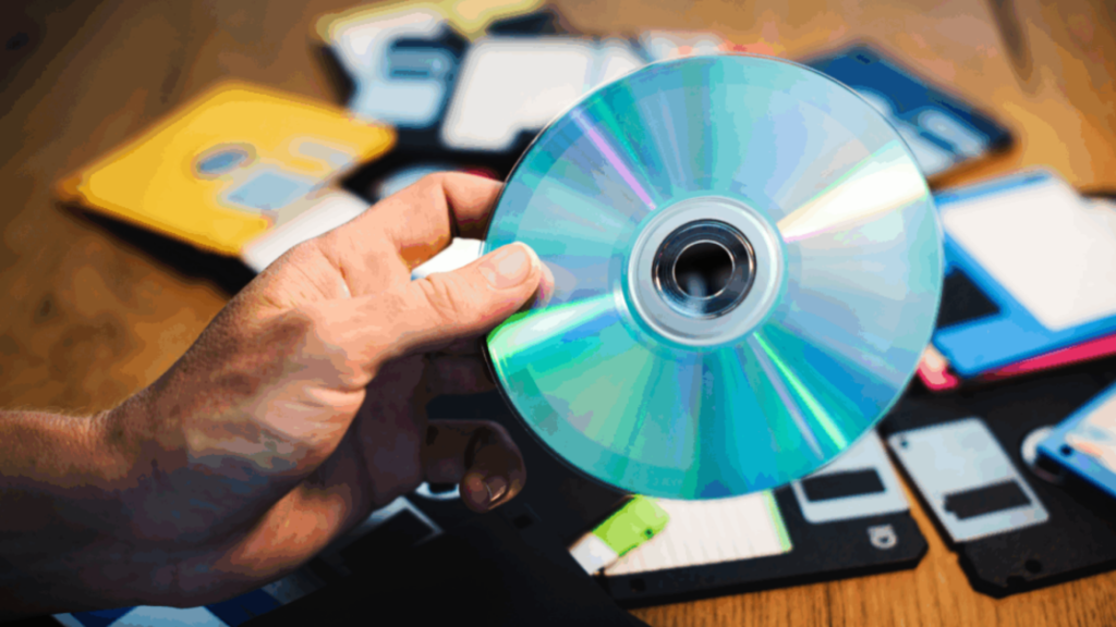 Turn Old DVDs Into MP4s, MKVs, and More Without Losing Quality Turn Old DVDs Into MP4s, MKVs, and More Without Losing Quality