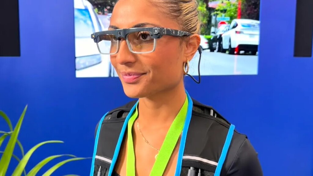 Your Amazon driver may start showing up with smart glasses on – why that’s a good thing