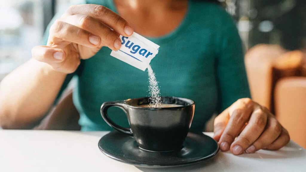 6 Natural Sweeteners to Use Instead of the Processed Stuff 6 Natural Sweeteners to Use Instead of the Processed Stuff