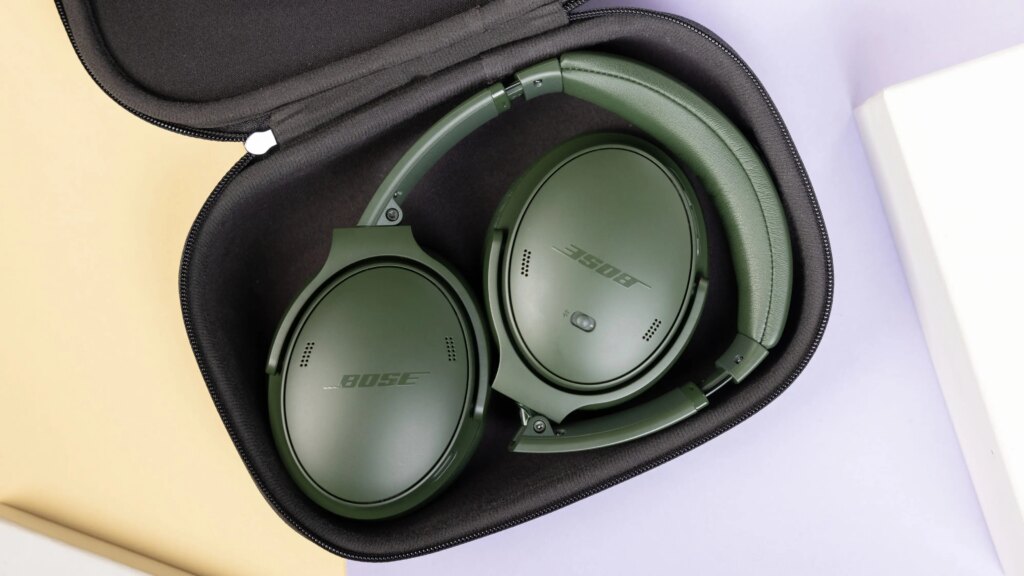 Bose QuietComfort Headphones Drop 0 Bose QuietComfort Headphones Drop 0