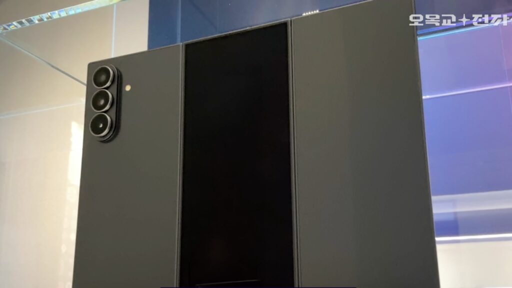 Galaxy Z TriFold finally seen up close, and it’s a real showstopper Galaxy Z TriFold finally seen up close, and it’s a real showstopper