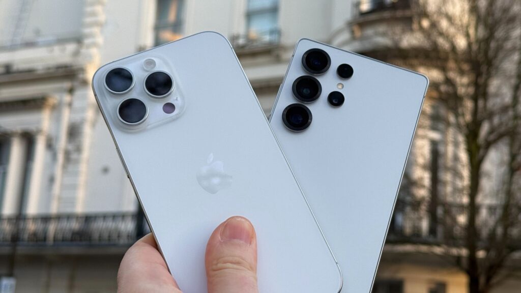 It’s time to ask the big question: are you iPhone or Android? It’s time to ask the big question: are you iPhone or Android?