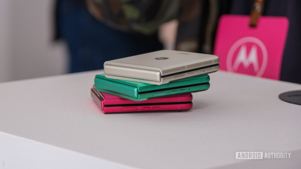 Motorola could already be using Pantone’s 2026 Color of the Year