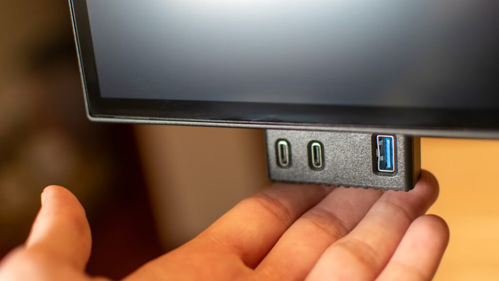 Please stop using your monitor as a USB hub
