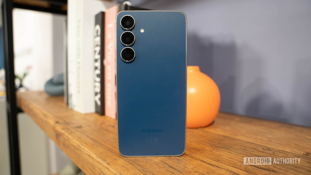 Samsung Galaxy S25 FE hits the price we’ve been waiting for Samsung Galaxy S25 FE hits the price we’ve been waiting for