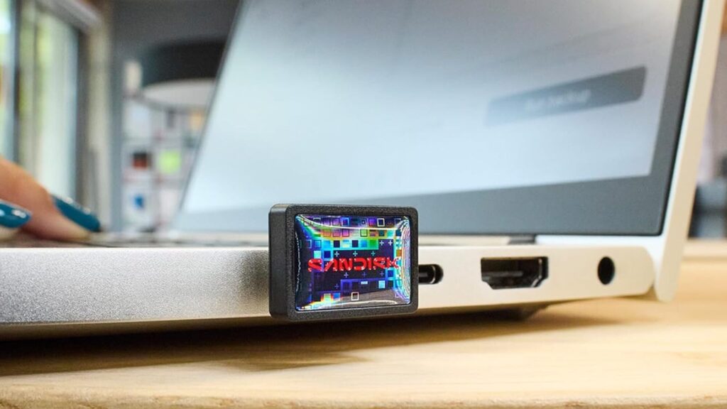 SanDisk’s new ‘Plug-and-Stay’ flash drive gives your laptop an extra 1TB of storage in a tiny design for just 9