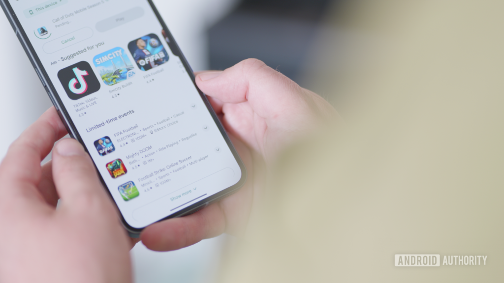 The Play Store is now serving AI-generated app review summaries