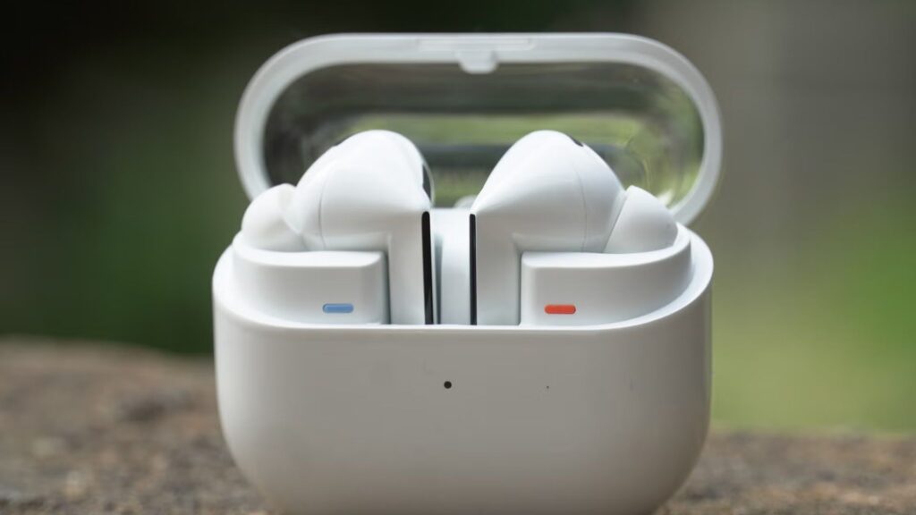 This Galaxy Buds 3 Pro deal outshines any AirPods Pro offer we’ve seen