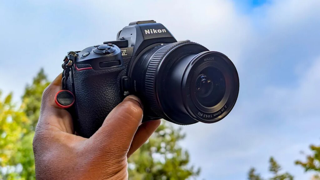 This Nikon camera did what no Canon has in years – it made me consider switching