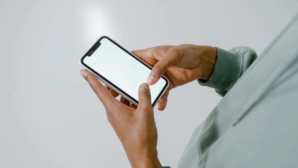 Turn your smartphone into a powerful scanner for life with this  app