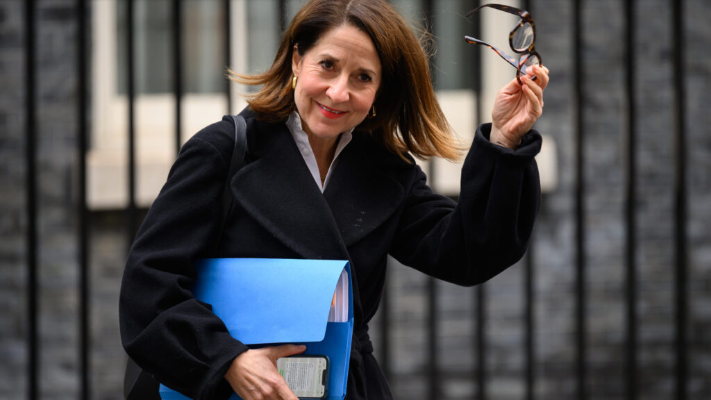 UK government will buy tech to boost AI sector in 0M growth push